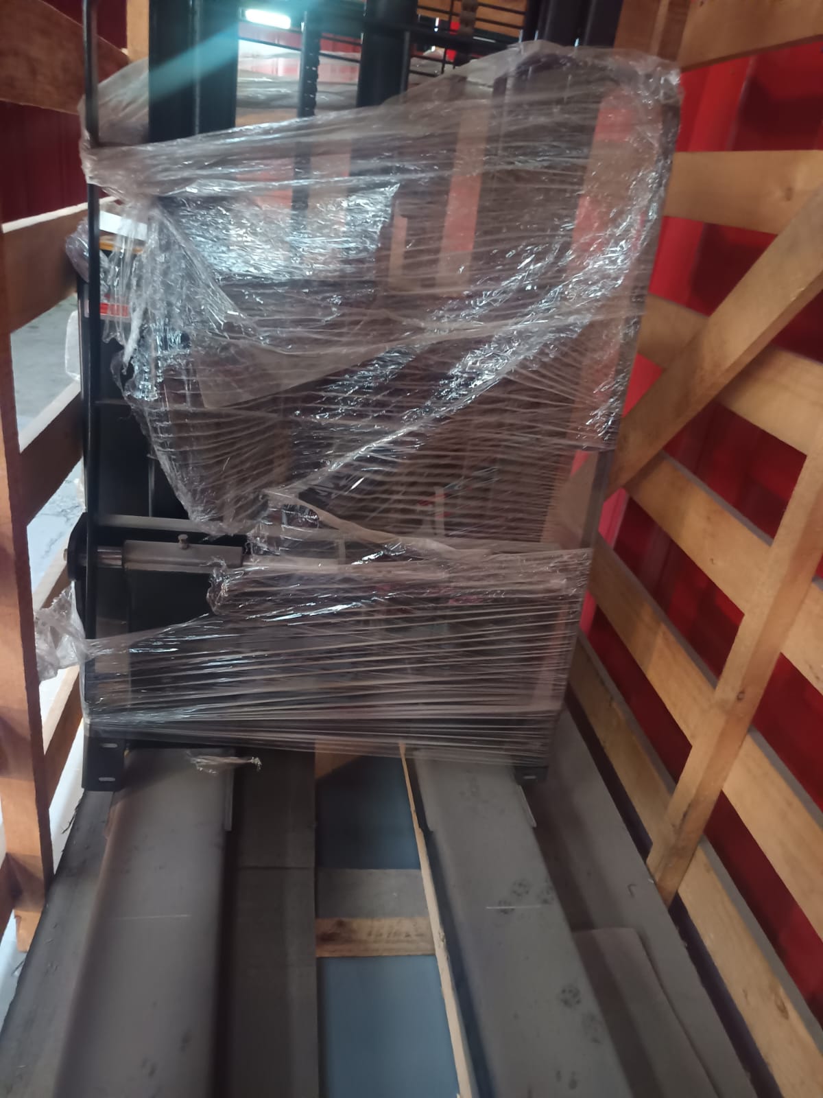 APILADOR ELÉCTRICO RHE1535SE RHEE Apilador Eléctrico RHEE 1500 Kg 3,5 metros Base Angosta - Imagen 3